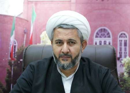 انتقال مشاغل مزاحم و ضایعاتفروشیها به خارج از شهر، از اولویتهای شهرداری است