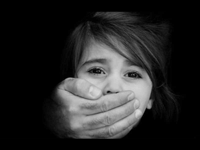 کودکآزاری سایه تلخ رویاهای کودکانه