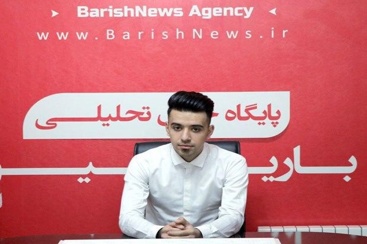 پیشنهاد کشورهای خارجی برایم بیاهمیت است پیشنهاد کشورهای خارجی برایم بیاهمیت است