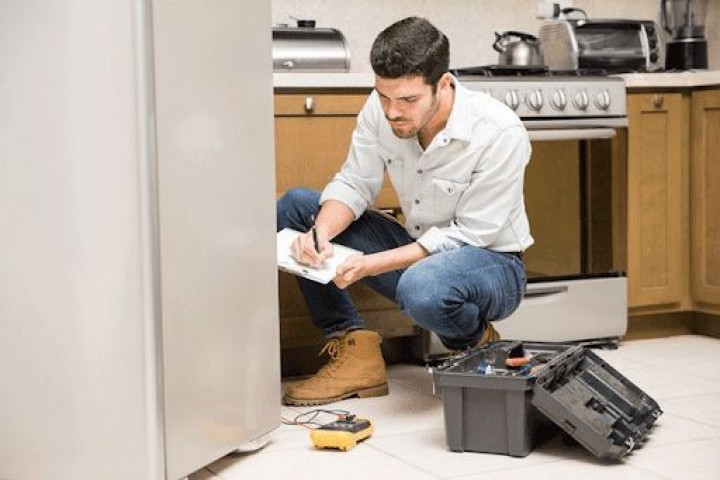چه خرابی هایی در یخچال شما را مجبور به تعویض این دستگاه میکند؟