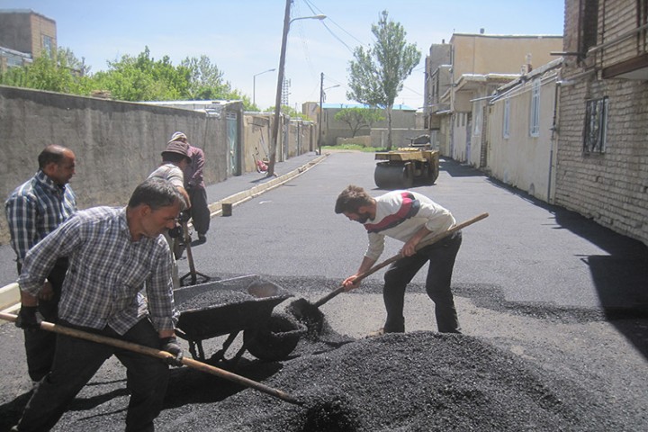 آسفالت ۳۹ کیلومتر از راه‌های روستایی شهرستان سلماس