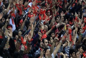 نان را ازم بگیر؛ والیبال را ازم نگیر! نان را ازم بگیر؛ والیبال را ازم نگیر!