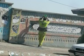 مدعیان مدیریت شهری، آثار تبلیغات خود را از چهره شهر بزدایند مدعیان مدیریت شهری، آثار تبلیغات خود را از چهره شهر بزدایند
