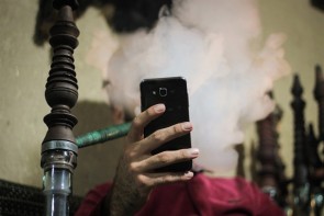 بیکاری و نبود فضای مناسب تفریحی و ورزشی عامل اعتیاد جوانان ناامیدی و ناکامیهای اجتماعی؛ تشدید کننده گرایش نوجوانان به اعتیاد