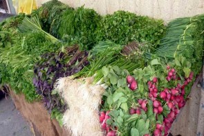 قیمت سبزی و صیفیجات انگار خیال پایین آمدن ندارد قیمت سبزی صیفیجات انگار خیال پایین آمدن ندارد