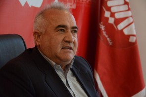 افزایش بیرویه صادرات؛ عامل گرانی سبزی در بازار افزایش بیرویه صادرات؛ عامل گرانی سبزی در بازار