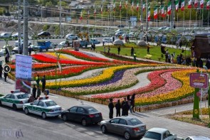 برگزاری جشنواره گلها در ارومیه برگزاری جشنواره گلها در ارومیه