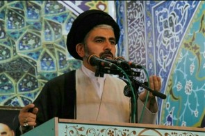 مسئولین در اخلاق و رفتار الگوی مردم باشند مسئولین در اخلاق و رفتار الگوی مردم باشند