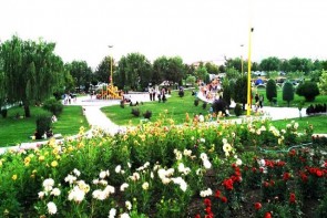 نقش مؤثر فضاهای سبز در ایجاد نشاط اجتماعی نقش مؤثر فضاهای سبز در ایجاد نشاط اجتماعی