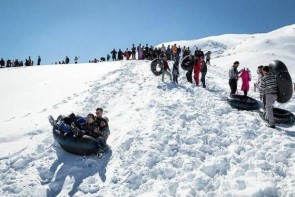 گردشگری زمستانی در ارومیه یخزده است گردشگری زمستانی در ارومیه یخزده است