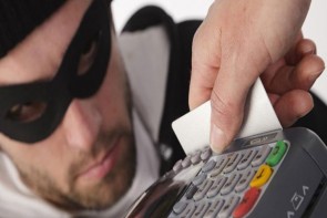 کلاهبرداران نقابدار با رمز پویا نقره‌داغ می‌شوند