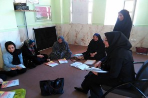 طنز روز/کاهش نرخ بیسوادی بانوان در آذربایجانغربی! طنز روز/کاهش نرخ بیسوادی بانوان در آذربایجانغربی!