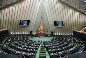 دغدغه مهم این روزهای نمایندگان مردم در مجلس؛ صیانت از فضای مجازی مقدم بر صیانت از معیشت مردم! دغدغه مهم این روزهای نمایندگان مردم در مجلس؛ صیانت از فضای مجازی مقدم بر صیانت از معیشت مردم!
