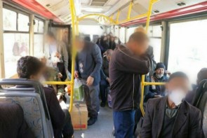 اتوبوس شهری یا باتلاق مرگ؟! مسئله این است اتوبوس شهری یا باتلاق مرگ؟! مسئله این است