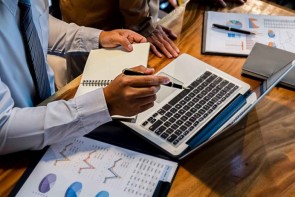 رونق بازار خرید اینترنتی در روزهای کرونایی رونق بازار خرید اینترنتی در روزهای کرونایی