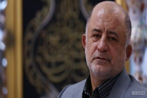 قاضی پور شایعه اخراج خود از ورزشگاه یادگارامام را رد کرد/ خارج شدن من به دلیل اظهار لطف بیش از حد هواداران بود قاضی پور شایعه اخراج خود از ورزشگاه یادگارامام را رد کرد/ خارج شدن من به دلیل اظهار لطف بیش از حد هواداران بود