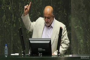 انتقاد از بیتوجهی به بحث مسکن/ ضرورت پرداخت خسارت کشاورزان انتقاد از بیتوجهی به بحث مسکن/ ضرورت پرداخت خسارت کشاورزان