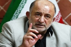 قاضی پور: به مردان زن صفت رای ندهید! قاضی پور: به مردان زن صفت رای ندهید!