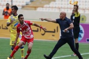پرسپولیس 0 - نفت 2؛ بهت 90 هزارنفری پرسپولیس 0 - نفت 2؛ بهت 90 هزارنفری