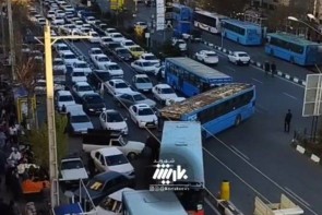 ترافیک خیابان عطایی، شهروندان را کلافه کرد! ترافیک خیابان عطایی، شهروندان را کلافه کرد!
