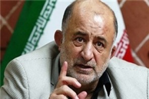 قاضی پور : کارگران معدن آقدره به عنوان اخلالگر محاکمه شدند/ فرماندار تکاب اقدامی برای حل موضوع نکرد قاضی پور : کارگران معدن آقدره به عنوان اخلالگر محاکمه شدند/ فرماندار تکاب اقدامی برای حل موضوع نکرد