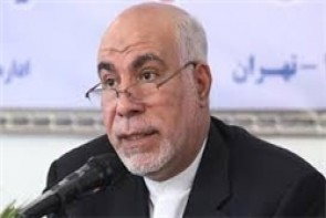 در دفتر کارم نشسته ام/مگر چکار کرده ام که فرار کنم؟/ وزیر کار هم نمی تواند مرا برکنار کند در دفتر کارم نشسته ام/مگر چکار کرده ام که فرار کنم؟/ وزیر کار هم نمی تواند مرا برکنار کند