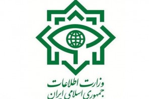 دستگیری عناصر فراری داعش در غرب کشور/مقادیر قابل توجهی سلاح و مهمات کشف و ضبط شد دستگیری عناصر فراری داعش در غرب کشور/مقادیر قابل توجهی سلاح و مهمات کشف و ضبط شد
