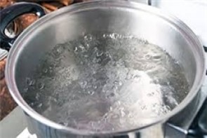 آبجوش جان دو کودک خردسال را گرفت آبجوش جان دو کودک خردسال را گرفت