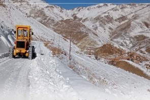 ۴۷۶ کیلومتر از محورهای مواصلاتی آذربایجان غربی برف روبی شد ۴۷۶ کیلومتر از محورهای مواصلاتی آذربایجان غربی برف روبی شد