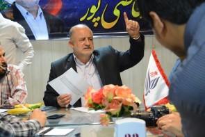 زبان و فرهنگ و نژاد ما خط قرمز ماست /به هیچ کس اجازه توهین نمی دهیم زبان و فرهنگ و نژاد ما خط قرمز ماست /به هیچ کس اجازه توهین نمی دهیم