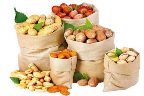 قاچاقچی خشکبار 4 میلیارد ریال جریمه شد قاچاقچی خشکبار 4 میلیارد ریال جریمه شد