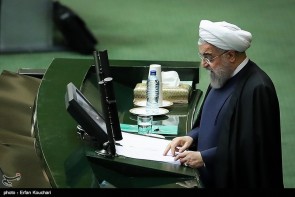 هزینهی ۴۲ میلیارد تومانی دولت برای برگزاری همایشها در سال ۹۶ هزینهی ۴۲ میلیارد تومانی دولت برای برگزاری همایشها در سال ۹۶