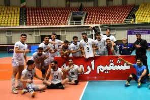 بجای انحلال دورنالار، تیم را به بخش خصوصی بدهید/ کمی از منافع تان کوتاه بیایید! بجای انحلال دورنالار، تیم را به بخش خصوصی بدهید/ کمی از منافع تان کوتاه بیایید!