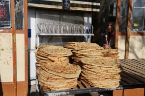بیشتر از نیاز کشور نانوایی داریم! بیشتر از نیاز کشور نانوایی داریم!