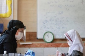 دریافت هرگونه هزینه در زمان ثبت نام در مدارس دولتی ممنوع میباشد دریافت هرگونه هزینه در زمان ثبت نام در مدارس دولتی ممنوع میباشد