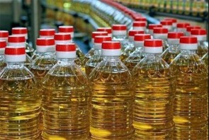 داستان تکراری گرانی کمرشکن / کمبود و گرانی روغن در ارومیه همچنان برقرار است داستان تکراری گرانی کمرشکن / کمبود و گرانی روغن در ارومیه همچنان برقرار است