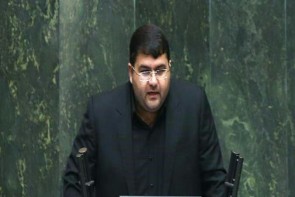 وزیر جهاد کشاورزی باید در مقابل وضعیت نابسامان سیب استان پاسخگو باشد/در حال پیگیری برای استیضاح وزیر جهاد کشاورزی هستم وزیر جهاد کشاورزی باید در مقابل وضعیت نابسامان سیب استان پاسخگو باشد/در حال پیگیری برای استیضاح وزیر جهاد کشاورزی هستم