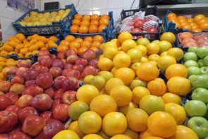 جای خالی میوه در سبد غذایی مردم ارومیه جای خالی میوه در سبد غذایی مردم ارومیه