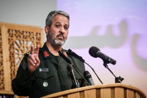 حیات اسلام استمرار میخواهد/۴هزار روحانی خون مطهرشان را تقدیم انقلاب کردند حیات اسلام استمرار میخواهد/۴هزار روحانی خون مطهرشان را تقدیم انقلاب کردند