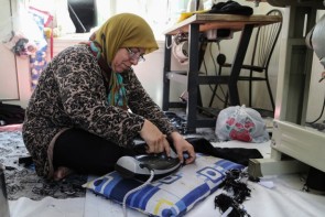 مسئولان، قربانیان بی نام و نشان کرونا را دریابند مسئولان، قربانیان بی نام و نشان کرونا را دریابند