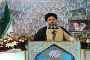 اقامه نماز در کنار اقدامات برای رفع خشکسالی امری ضروری است/مسئولان دانشگاه باید در برابر اهانت به امر حجاب پاسخگو باشند اقامه نماز در کنار اقدامات برای رفع خشکسالی امری ضروری است/مسئولان دانشگاه باید در برابر اهانت به امر حجاب پاسخگو باشند