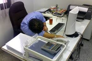پارتیبازی در استخدامهای دولتی؛ بیعدالتی که در حق جوانان شایسته و تحصیلکرده میشود پارتیبازی در استخدامهای دولتی؛ بیعدالتی که در حق جوانان شایسته و تحصیلکرده میشود