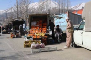 قیمتهای غیرواقعی و ناخوانا که فقط برای جلب توجه مشتری نصب شدهاند! قیمتهای غیرواقعی و ناخوانا که فقط برای جلب توجه مشتری نصب شدهاند!