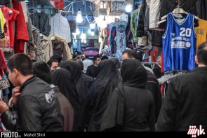 مردم بر خلاف گفته های مسئولان نگران هزینه های شب عید خود هستند مردم بر خلاف گفته های مسئولان نگران هزینه های شب عید خود هستند