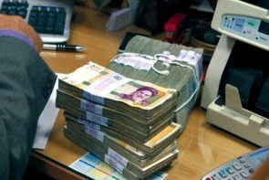 افزایش 10درصدی حقوق کارمندان در مقابل تورم 100درصدی؟! افزایش 10درصدی حقوق کارمندان در مقابل تورم 100درصدی؟!