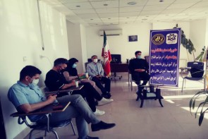 نشست خبری مسئولان موسسه آموزش عالی زبان های خارجی بیان گویای تمدن با اصحاب رسانه نشست خبری مسئولان موسسه آموزش عالی زبان های خارجی بیان گویای تمدن با اصحاب رسانه