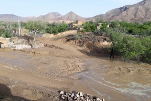 سیل شدید در روستاهای پیرانشهر/یک کودک بر اثر سیل در روستای پسوه جان باخت یک کودک بر اثر سیل در روستای پسوه جان باخت